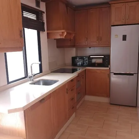 Piso Plaza Cantarero Апартаменти Нерха
