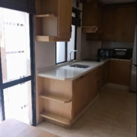 Piso Plaza Cantarero * نيرخا