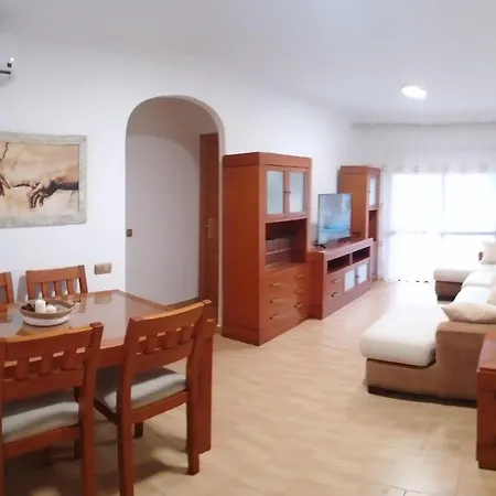 Piso Plaza Cantarero * Нерха